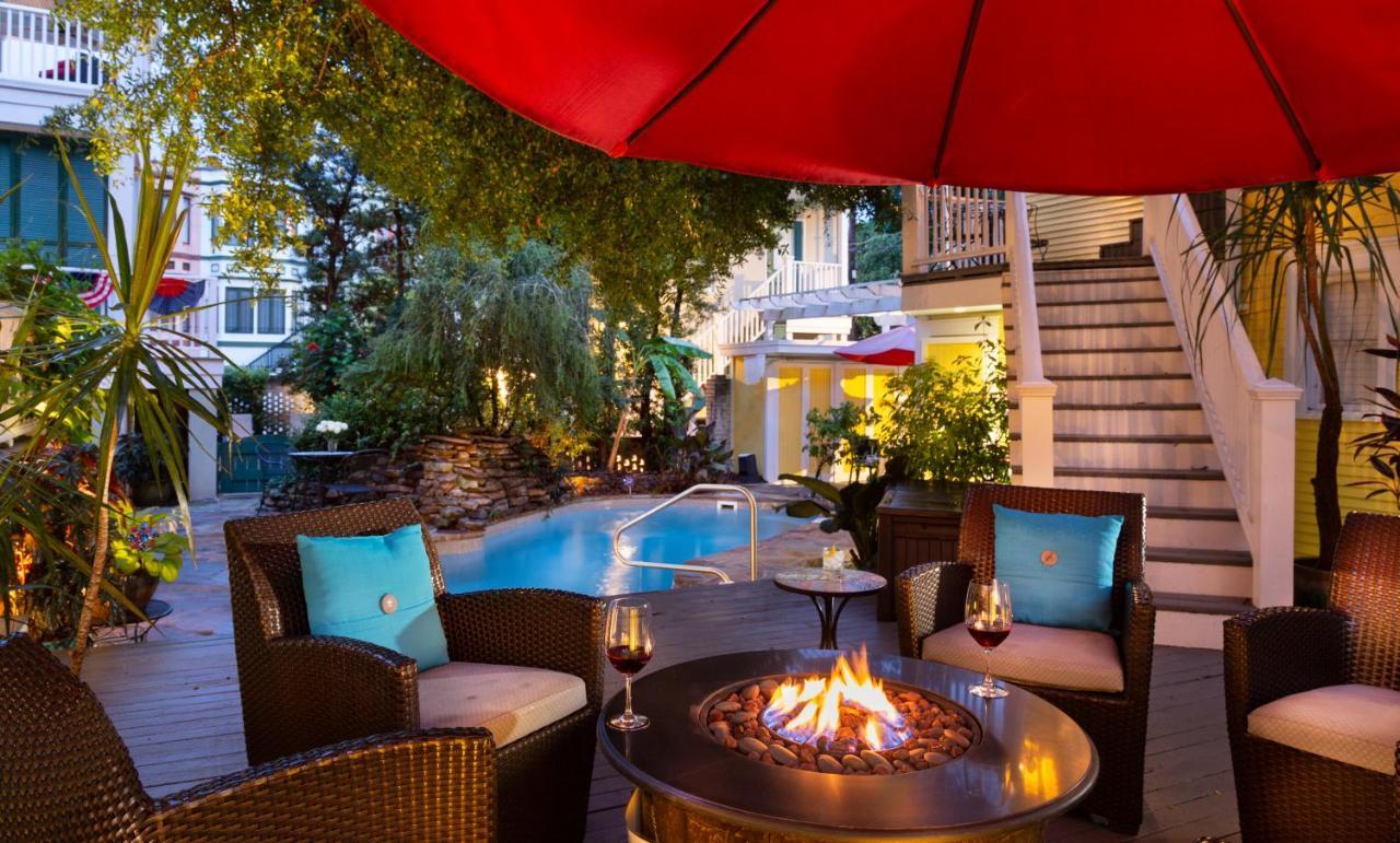 Azalea Inn&villas Bed & Breakfast Savannah