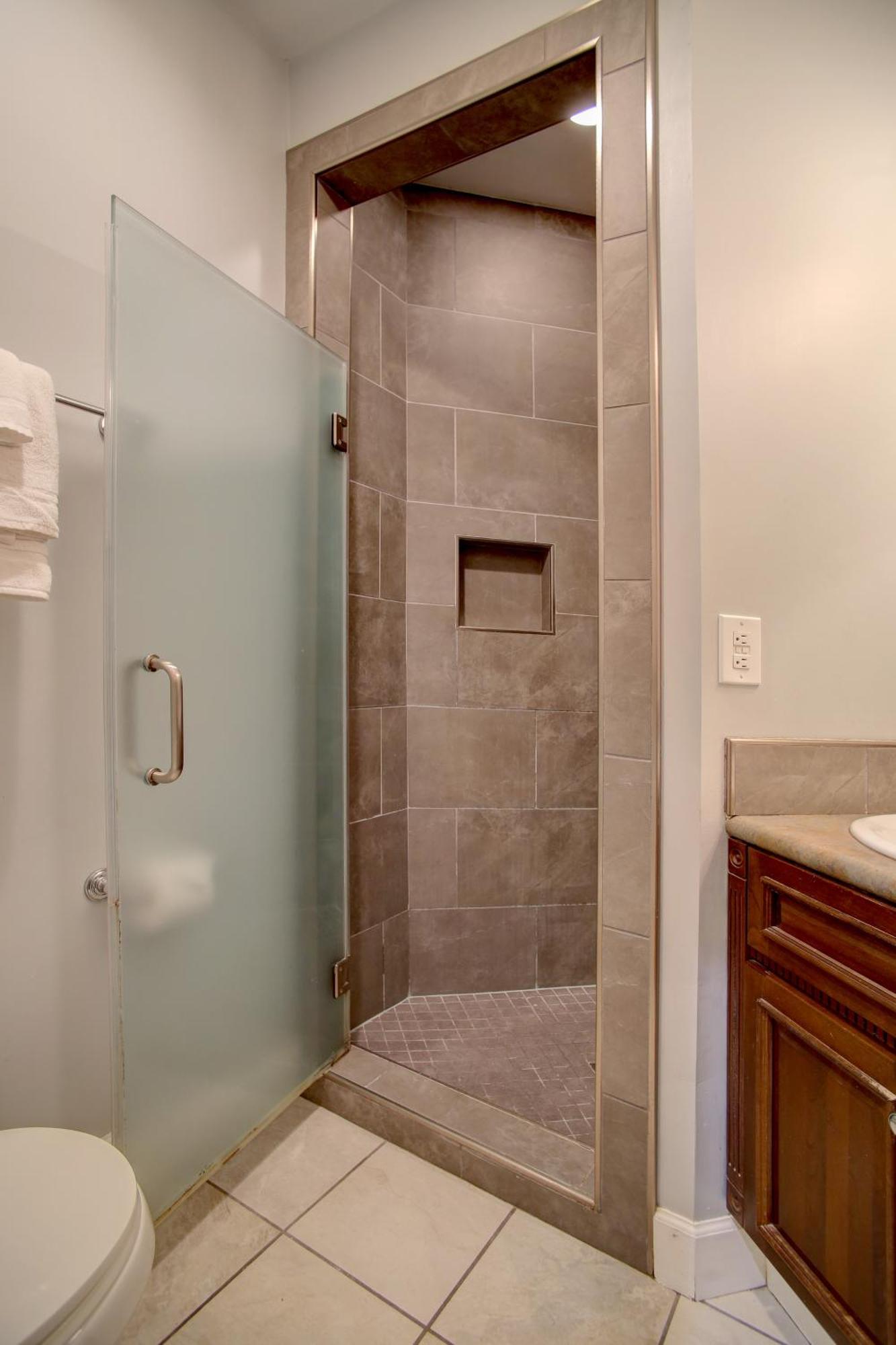 Azalea Inn&villas Bed & Breakfast